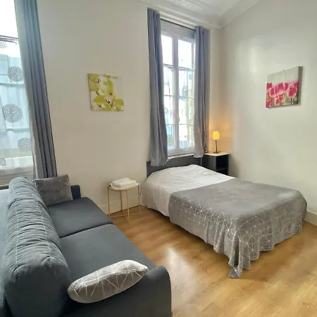 Studio Poisson 1